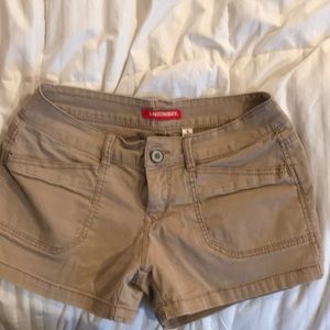 Khaki utility short shorts